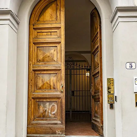 F&m Via Verdi 5 *